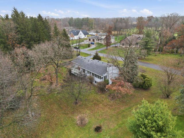 10906 Bunker Drive, Demotte, IN 46310