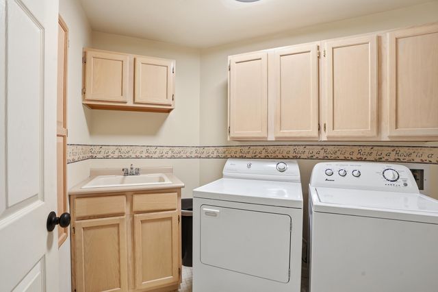 10906 Bunker Drive, Demotte, IN 46310