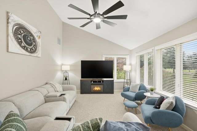 10906 Bunker Drive, Demotte, IN 46310