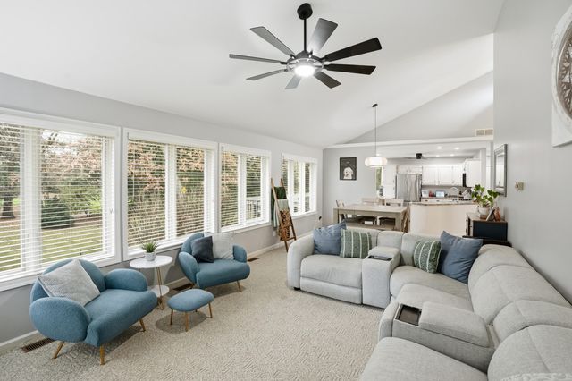 10906 Bunker Drive, Demotte, IN 46310