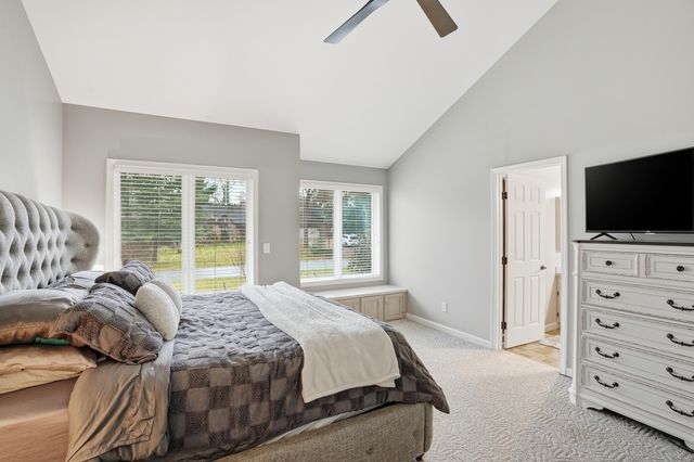 10906 Bunker Drive, Demotte, IN 46310