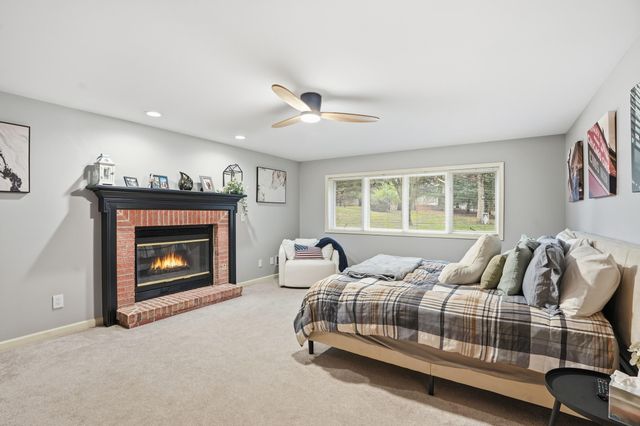 10906 Bunker Drive, Demotte, IN 46310