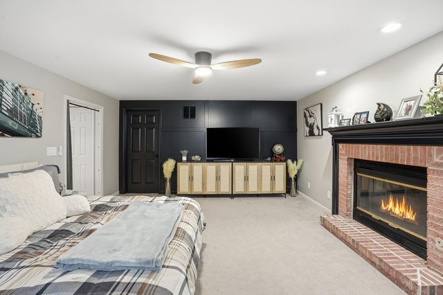 10906 Bunker Drive, Demotte, IN 46310