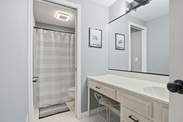 10906 Bunker Drive, Demotte, IN 46310