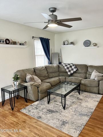 3222 Escott Avenue, Toledo, OH 43614