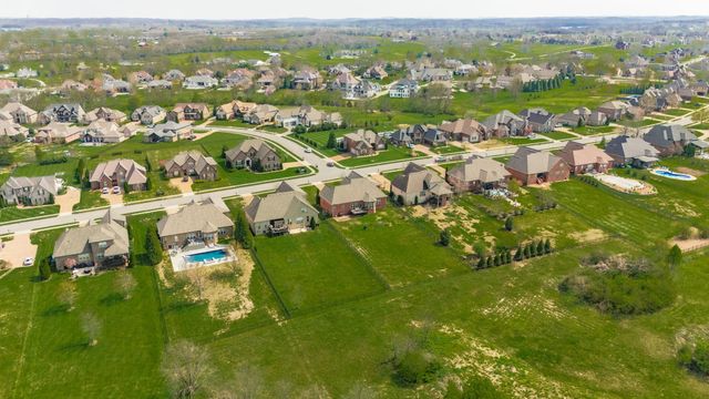 2140 Gorden Xing, Gallatin, TN 37066
