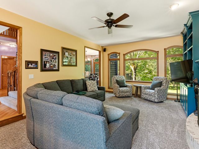 88 Crooked Creek Drive, Yorkville, IL 60560