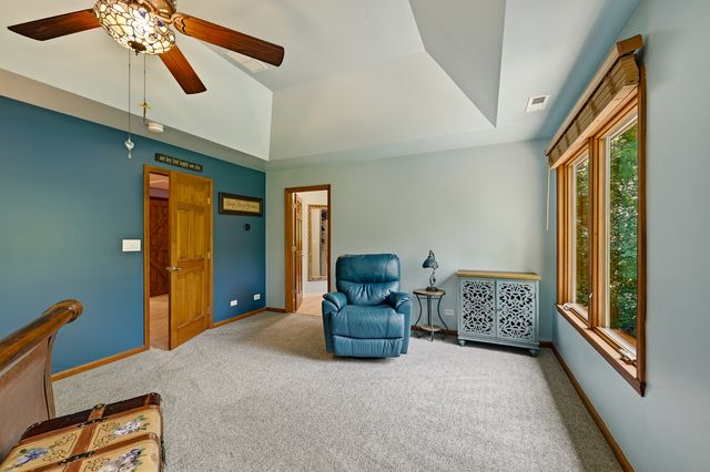 88 Crooked Creek Drive, Yorkville, IL 60560