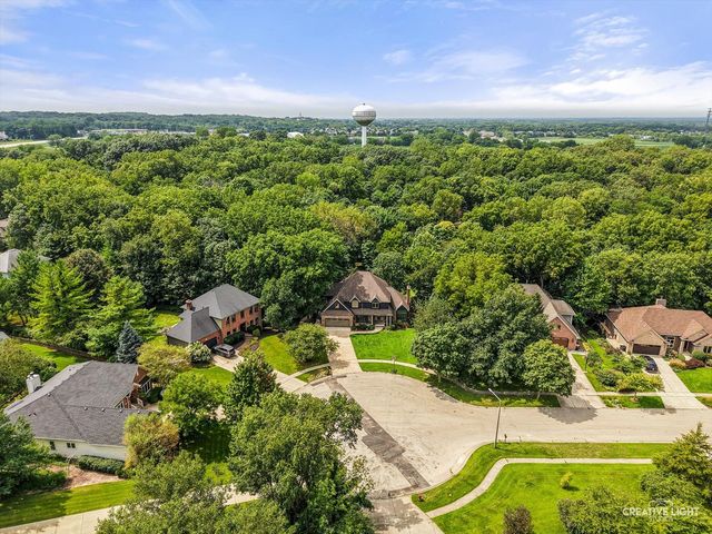 88 Crooked Creek Drive, Yorkville, IL 60560