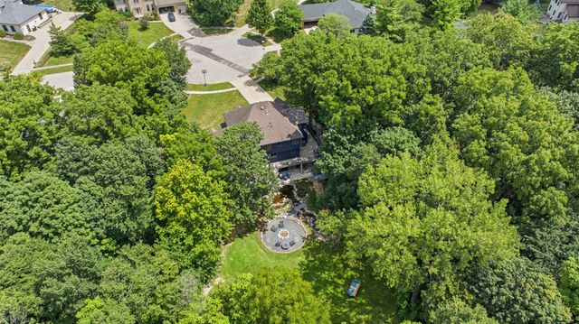 88 Crooked Creek Drive, Yorkville, IL 60560