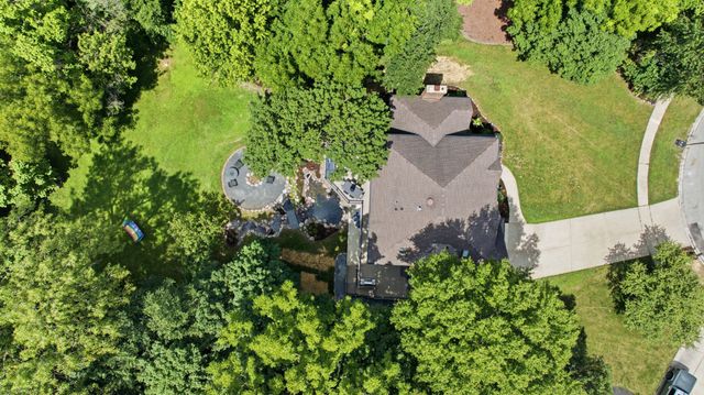 88 Crooked Creek Drive, Yorkville, IL 60560