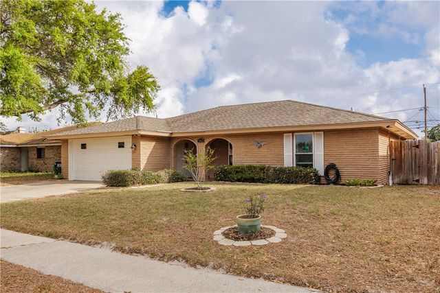 542 Vega Dr, Corpus Christi, TX 78418