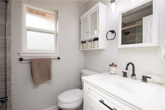 542 Vega Dr, Corpus Christi, TX 78418