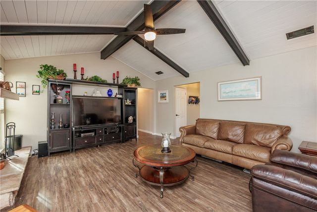 542 Vega Dr, Corpus Christi, TX 78418
