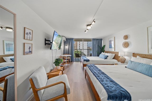 445 Seaside Avenue 708, Honolulu, HI 96815