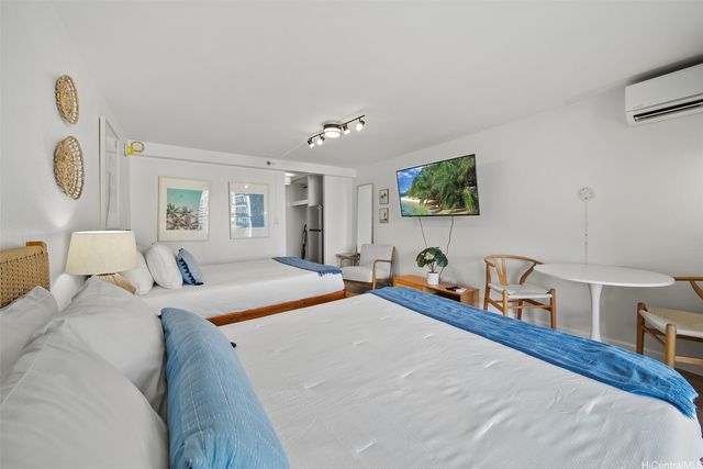 445 Seaside Avenue 708, Honolulu, HI 96815