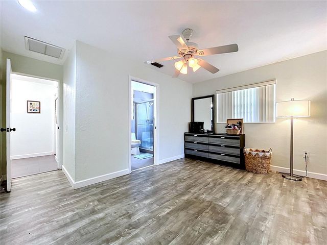 11524 70TH TERRACE, Seminole, FL 33772