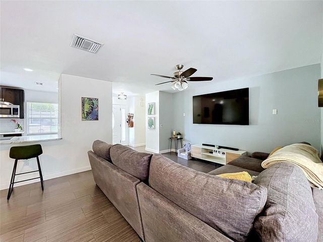 11524 70TH TERRACE, Seminole, FL 33772