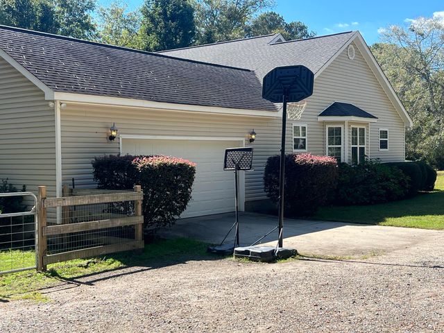 338 Devonshire Drive, Thomson, GA 30824