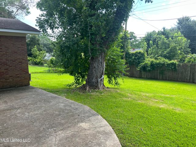 11 Shadow Lane, Natchez, MS 39120