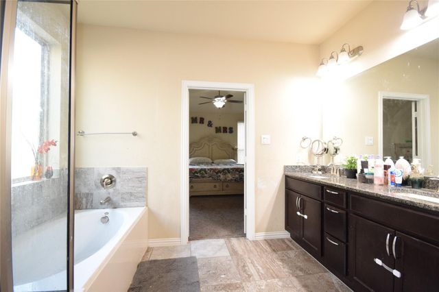 12421 Hitch Rack Way, Mckinney, TX 75071