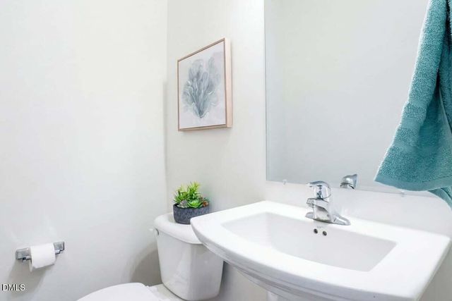 223 Genoa Lane, Clayton, NC 27527