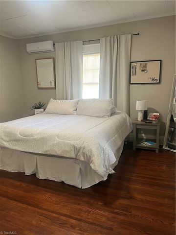 1006 Gordon Street, High Point, NC 27260