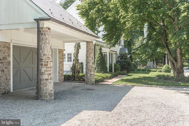 2101 STREET RD, New Hope, PA 18938