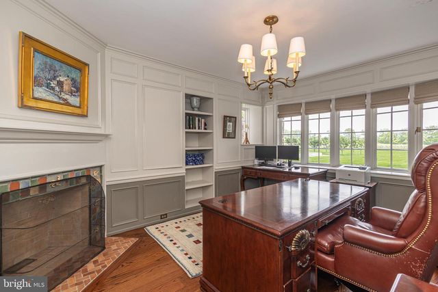 2101 STREET RD, New Hope, PA 18938