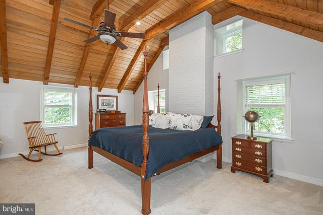 2101 STREET RD, New Hope, PA 18938