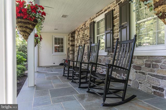 2101 STREET RD, New Hope, PA 18938
