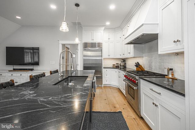 2101 STREET RD, New Hope, PA 18938