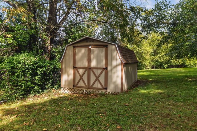 1060 Shakertown Road, Danville, KY 40422