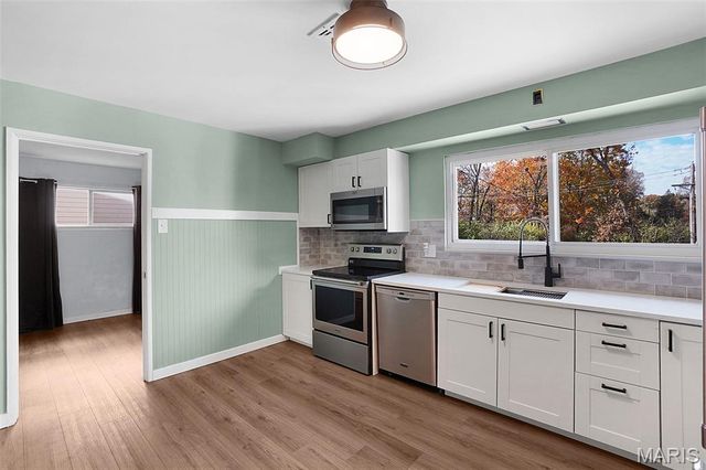 1019 Orchard Lakes Drive, Creve Coeur, MO 63146