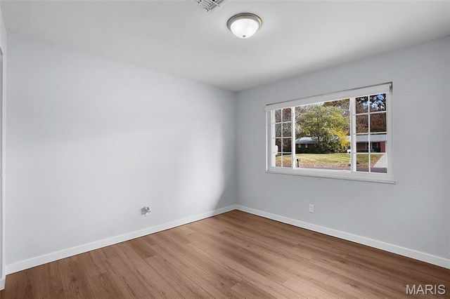 1019 Orchard Lakes Drive, Creve Coeur, MO 63146