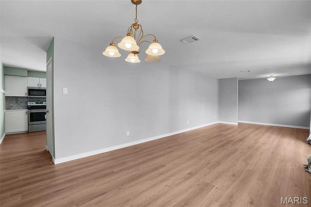 1019 Orchard Lakes Drive, Creve Coeur, MO 63146