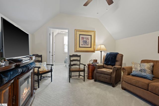 330 War Emblem Drive, Boiling Springs, SC 29316