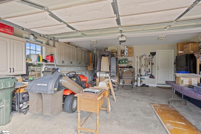 330 War Emblem Drive, Boiling Springs, SC 29316