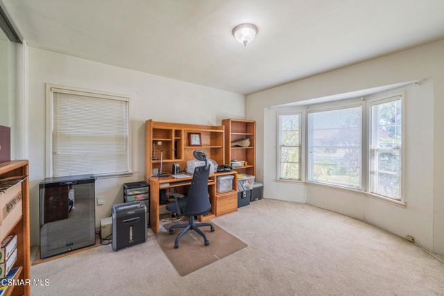 5835 Beck Avenue, North Hollywood, CA 91601