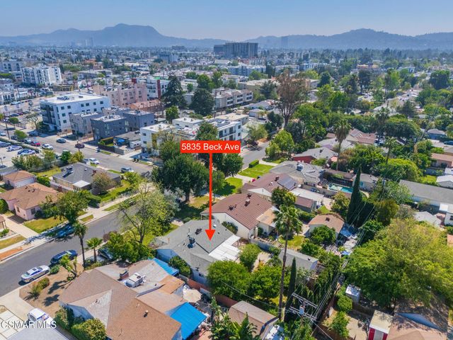5835 Beck Avenue, North Hollywood, CA 91601