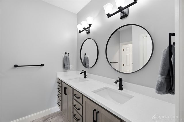 654 Beechwood Drive, Tipp City, OH 45371
