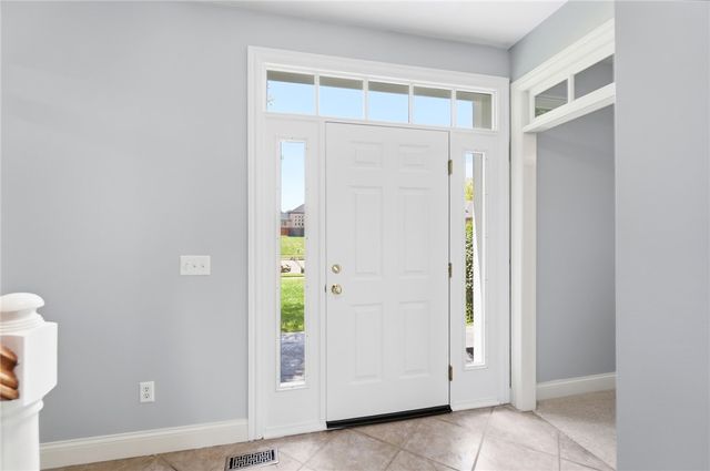 654 Beechwood Drive, Tipp City, OH 45371