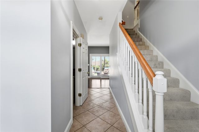 654 Beechwood Drive, Tipp City, OH 45371