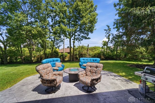 654 Beechwood Drive, Tipp City, OH 45371