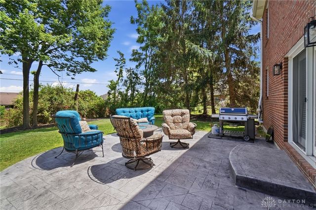 654 Beechwood Drive, Tipp City, OH 45371