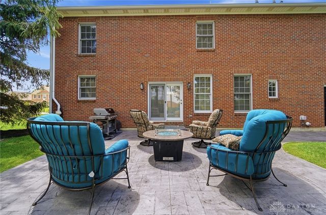 654 Beechwood Drive, Tipp City, OH 45371