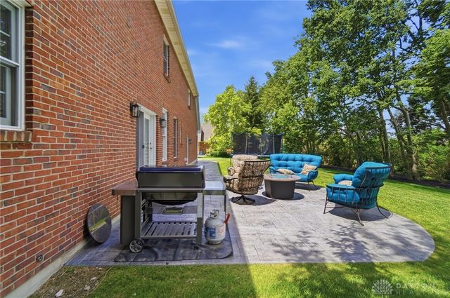 654 Beechwood Drive, Tipp City, OH 45371