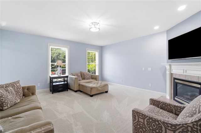 654 Beechwood Drive, Tipp City, OH 45371