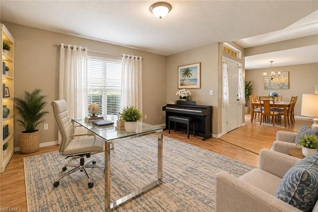 2004 NW 23rd TER, Cape Coral, FL 33993