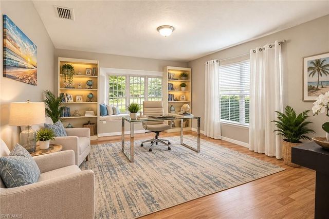 2004 NW 23rd TER, Cape Coral, FL 33993